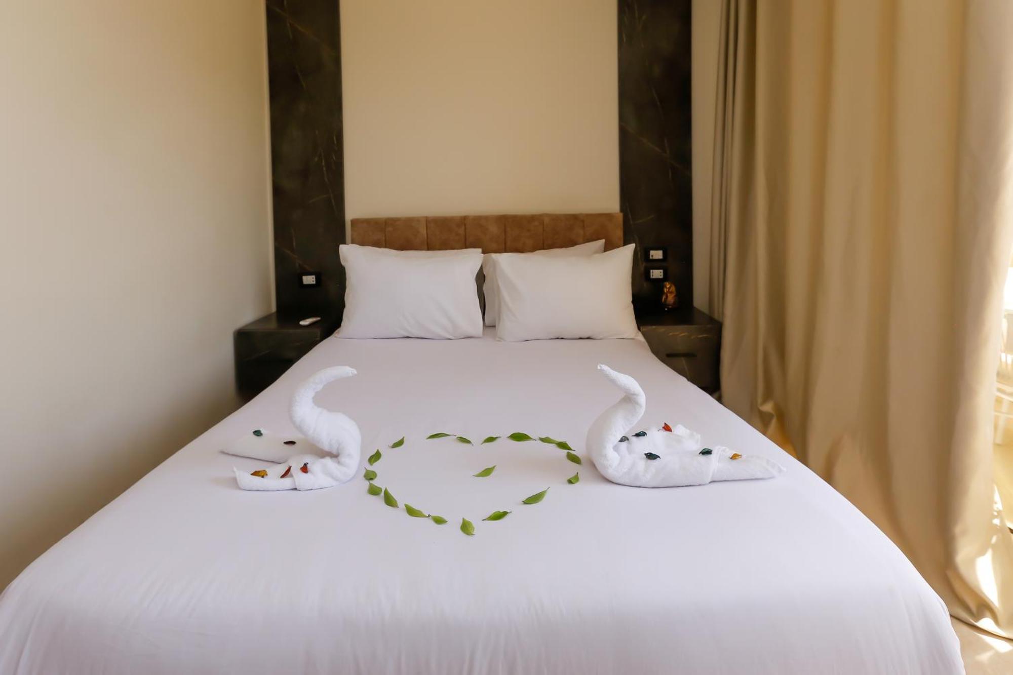 Taj Pyramids View Inn Kafret el-Gabal Εξωτερικό φωτογραφία